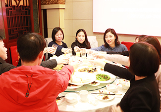 ��ʢ������ҚgЦ�Z���䘷������