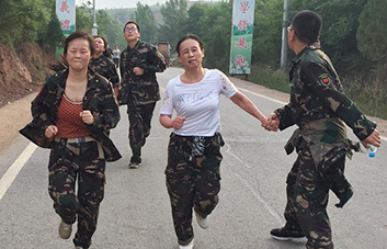 ��Փ�ǔv��߀�Ǳ������҂��](m��i)�ЁG���κ�һ��(g��)����