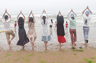 �g��Ц�Z���M������֮�����M�@�𱬜�����